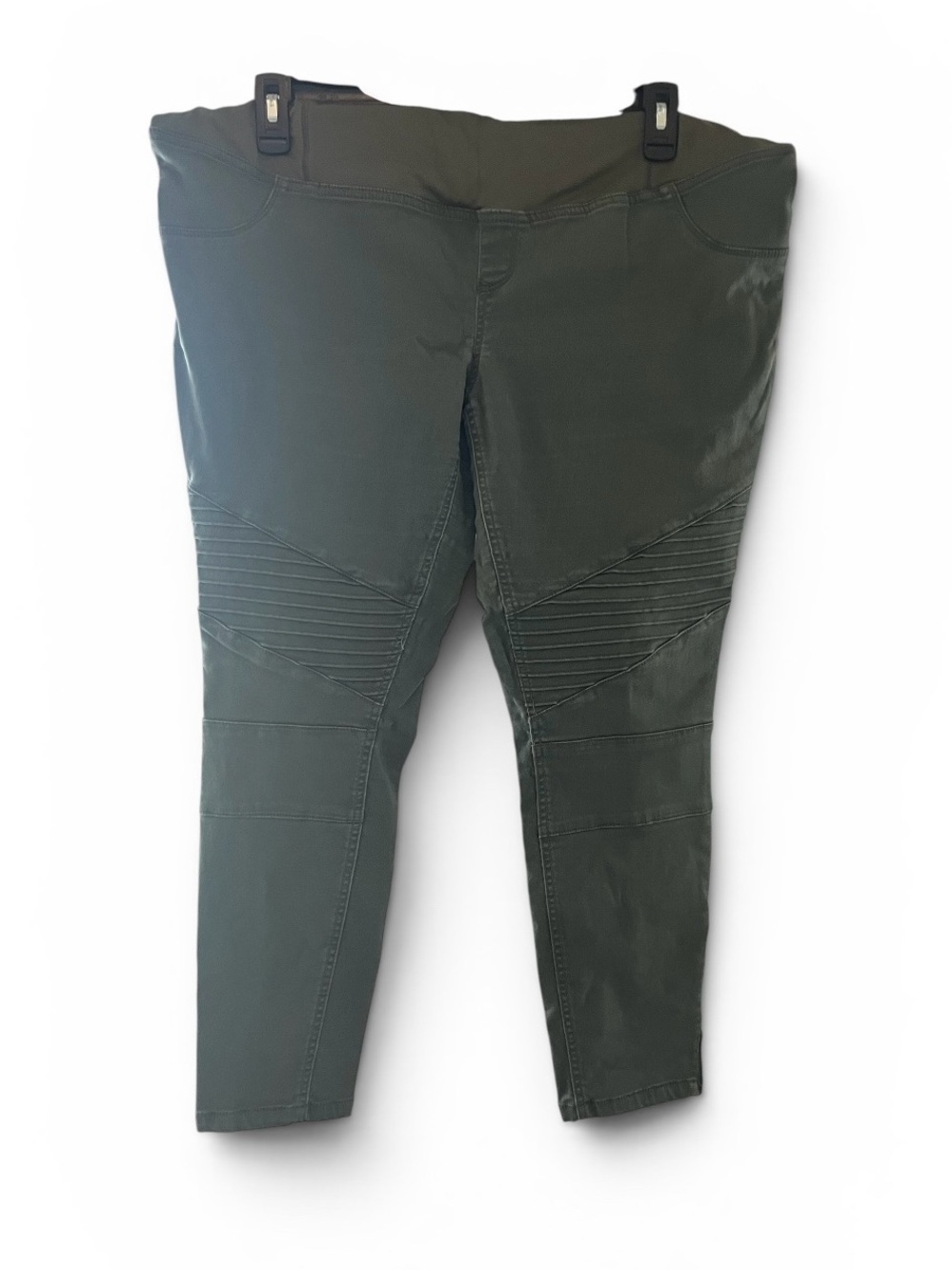 Isabel Maternity by Ingrid & Isabel Olive Green Cropped Maternity Pants